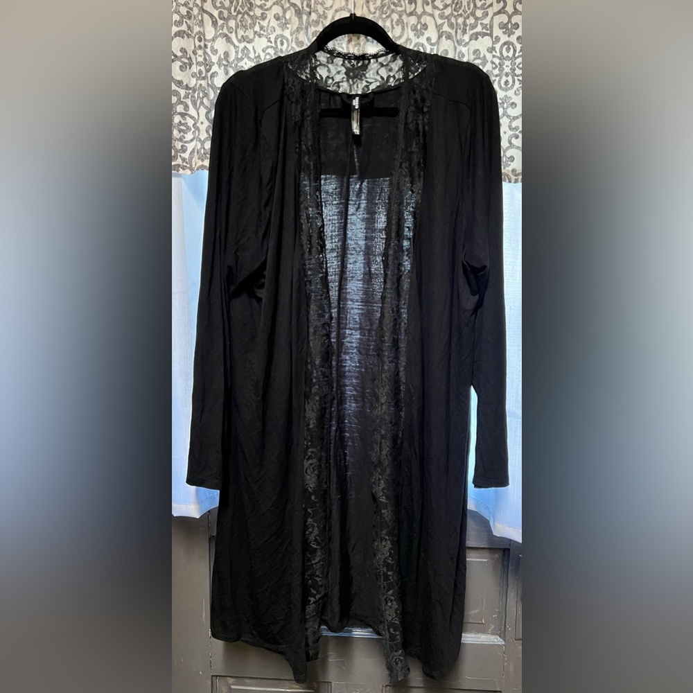 TORRID Sleep Black Lace Trimmed Robe